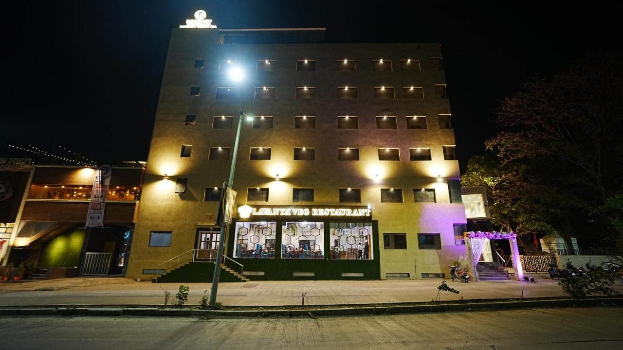 L P Regency Pune Exterior foto