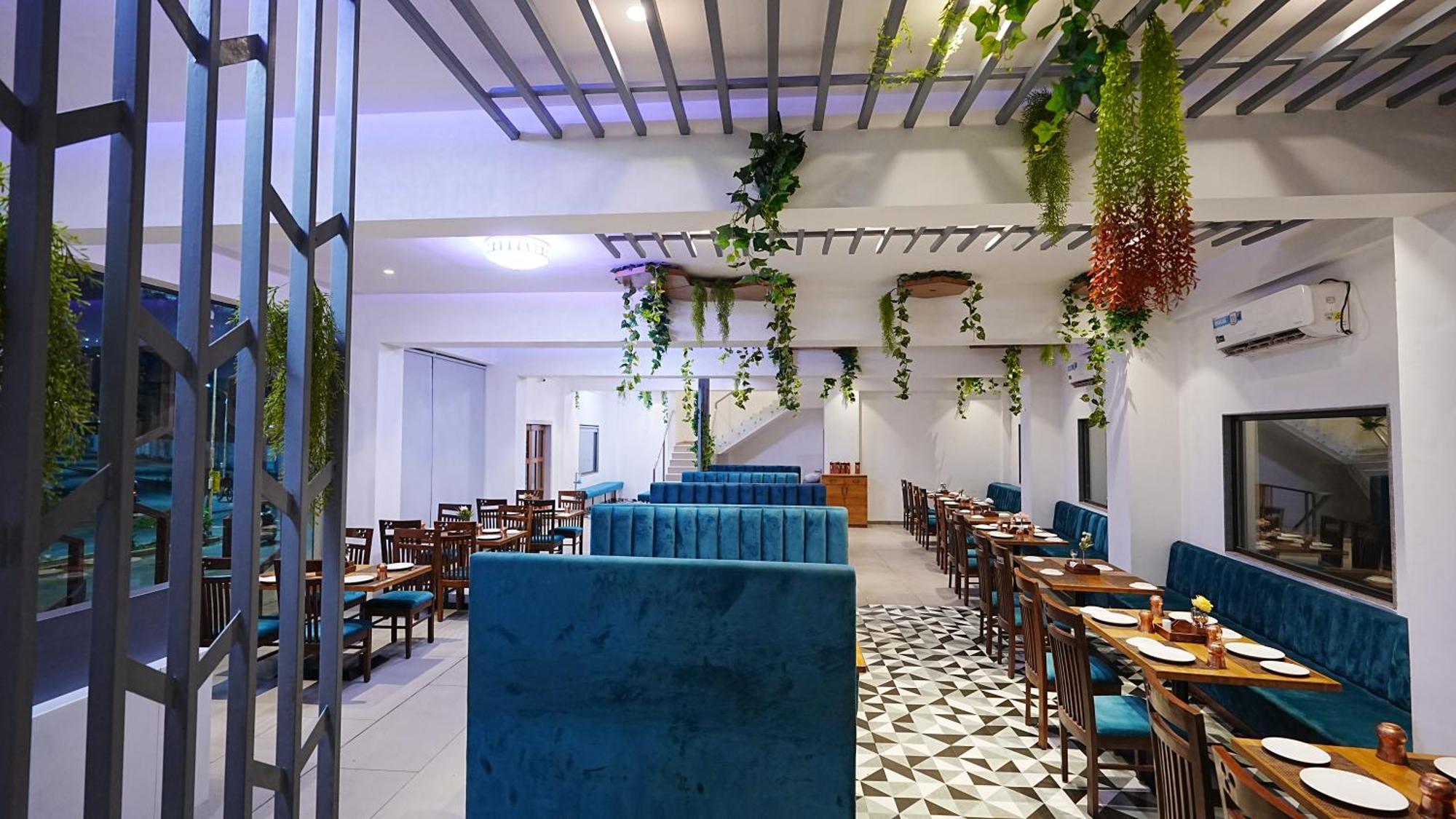 L P Regency Pune Exterior foto